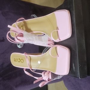 Sexy pink string up heel